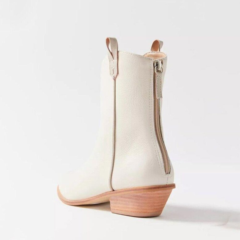 KAANAS Valladolid Leather Bootie Size 6 NEW